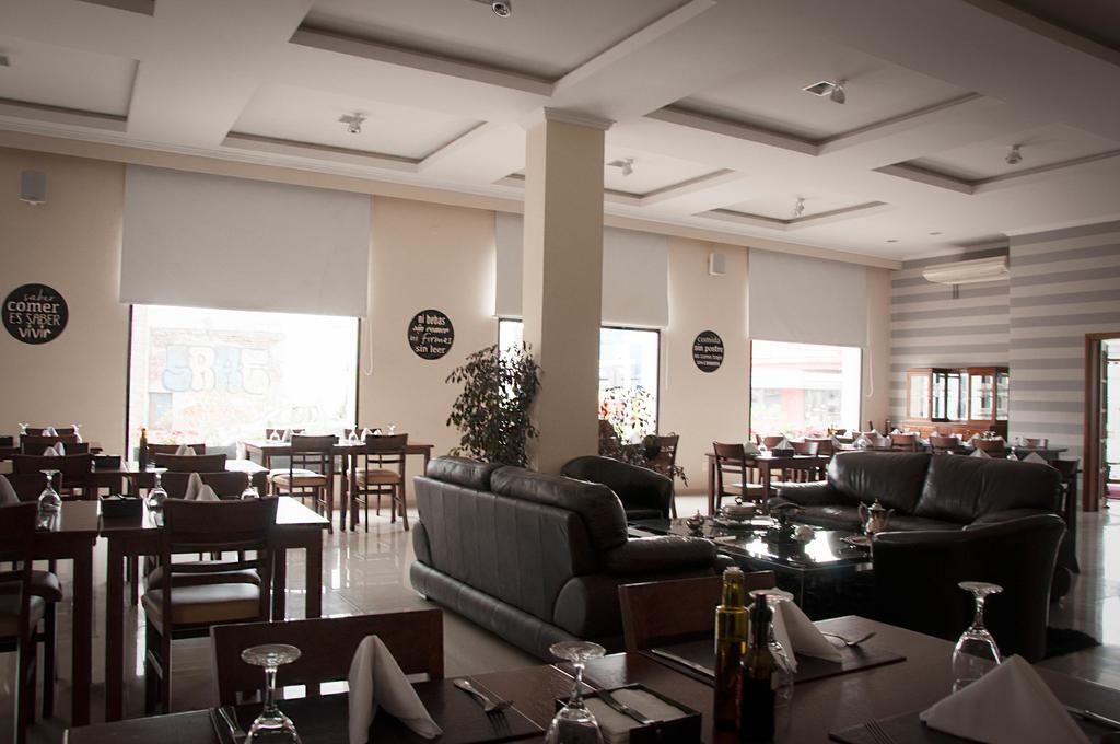Hotel Maxim ترينيداد المظهر الخارجي الصورة