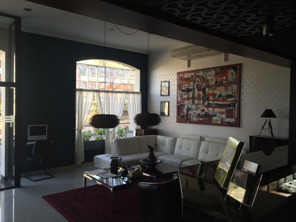 Hotel Maxim ترينيداد المظهر الخارجي الصورة